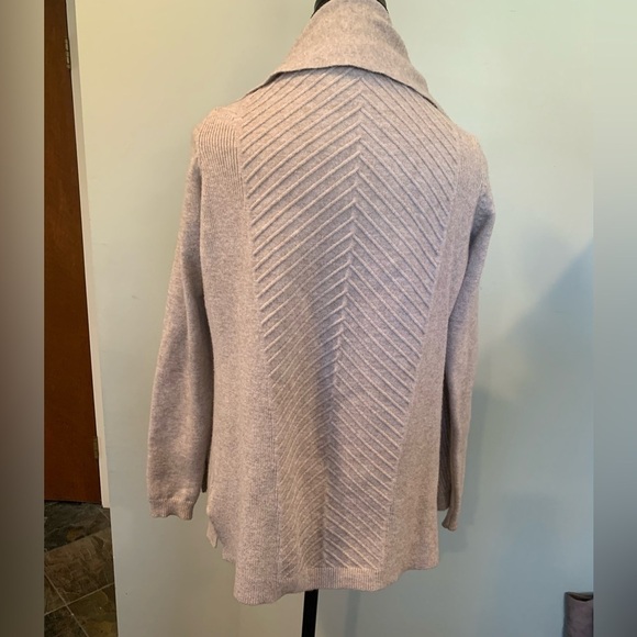Cyrus Very Warm Cardigan Women’s Size Small Oatmeal Color Open Front - Picture 2 of 8